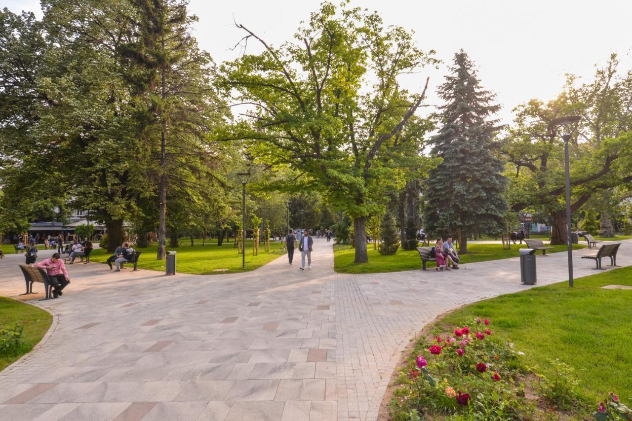 Mocca Studio Next To Crystal Garden And Russian Church Софія Екстер'єр фото